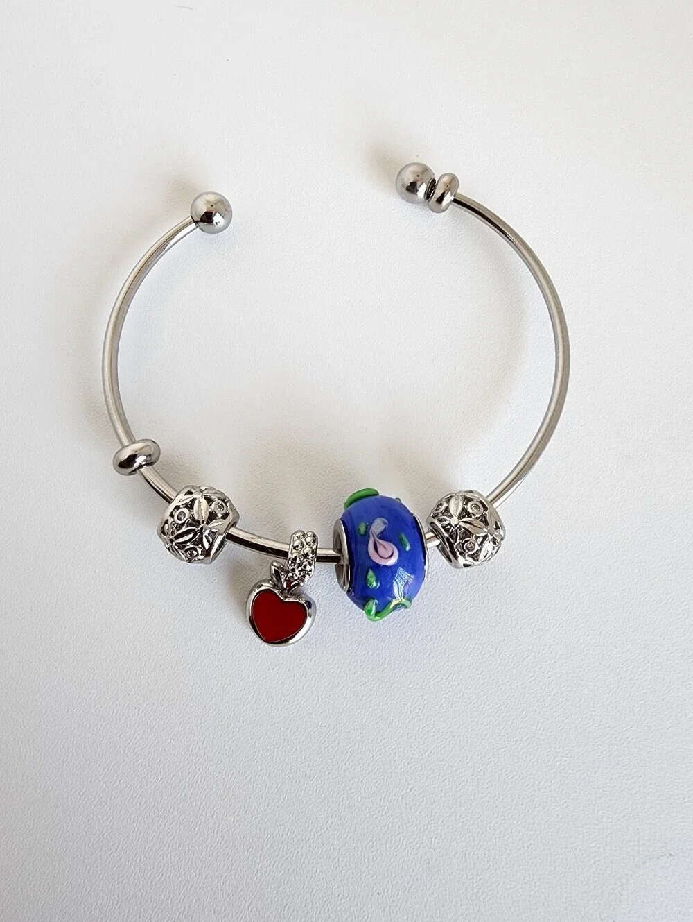 Silver Plated  Bangle Bracelet Blue Murano Glass Heart Charm Removable Charms